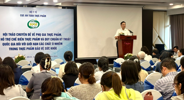 Hội thảo chuyên đề về “Phụ gia thực phẩm, chất hỗ trợ chế biến thực phẩm và Quy chuẩn kỹ thuật quốc gia với giới hạn các chất ô nhiễm trong thực phẩm bảo vệ sức khỏe”
