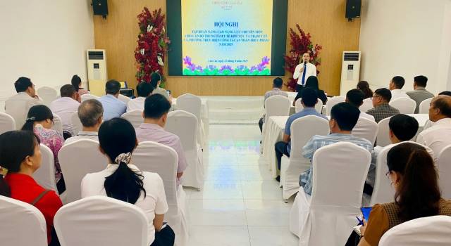 Lào Cai: Tập huấn nâng cao năng lực quản lý an toàn thực phẩm chio cán bộ TTYT khu vực, trạm y tế xã, phường trên địa bàn tỉnh Lào Cai 