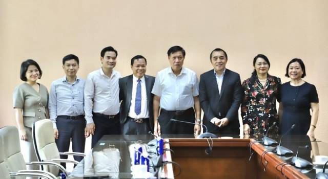 Thứ trưởng Bộ Y tế Đỗ Xuân Tuyên làm việc với Tập đoàn Abbott Hoa Kỳ
